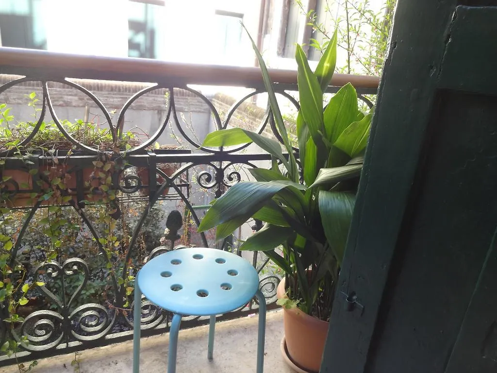 Youth Venice Palace Hostel